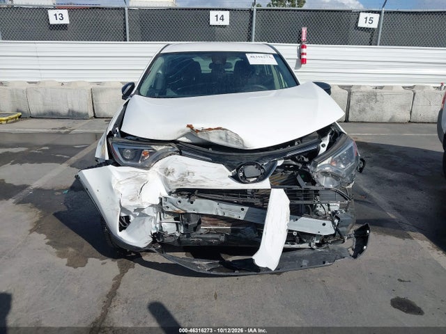 Toyota RAV4 LE 2017 JTMZFREV0HJ717938 Image 12
