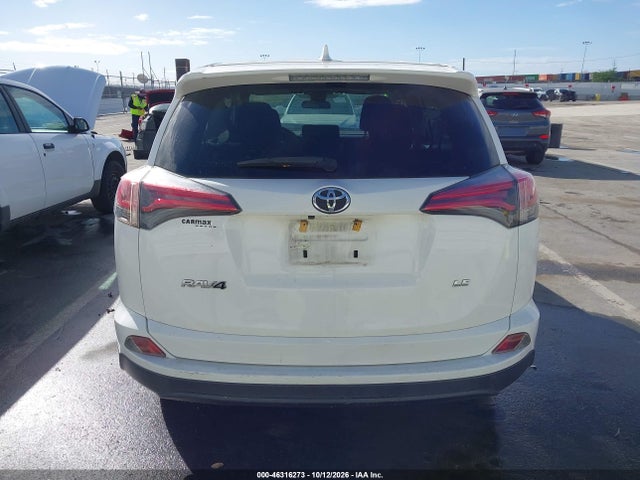Toyota RAV4 LE 2017 JTMZFREV0HJ717938 Image 16
