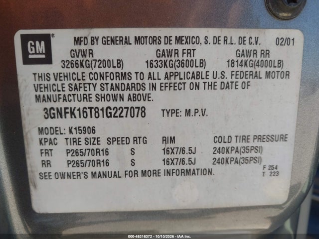 46316372 :رقم المزاد ، 3GNFK16T81G227078 vin ، 2001 Chevrolet Suburban 1500 Lt مزاد بيع