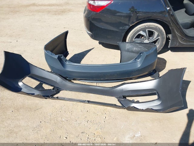 46316376 :رقم المزاد ، 1HGCR2F33HA233880 vin ، 2017 Honda Accord Lx مزاد بيع