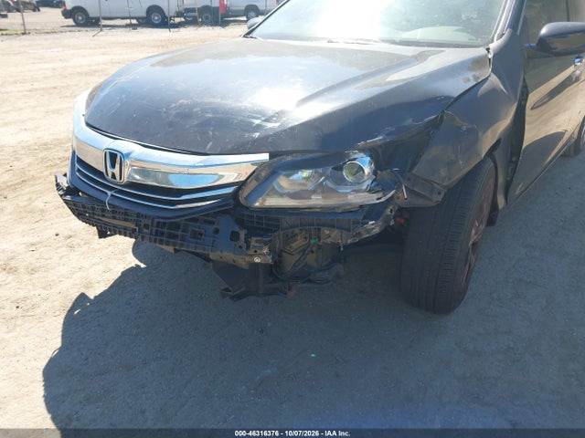 46316376 :رقم المزاد ، 1HGCR2F33HA233880 vin ، 2017 Honda Accord Lx مزاد بيع