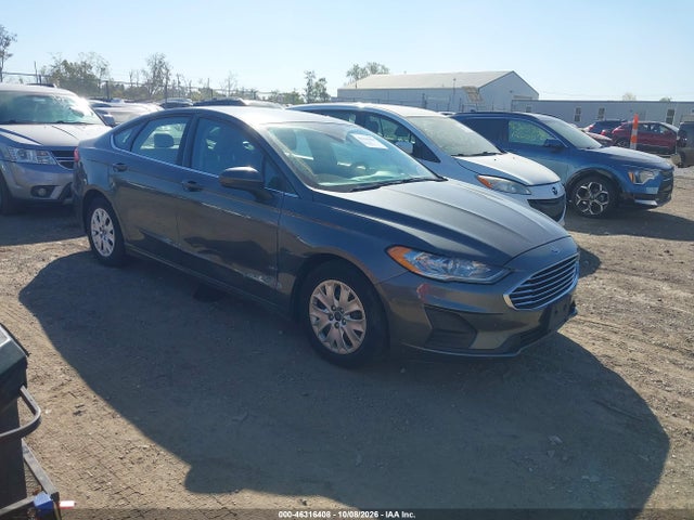 Продажа на аукционе авто 2019 Ford Fusion S, vin: 3FA6P0G73KR282359, номер лота: 46316408