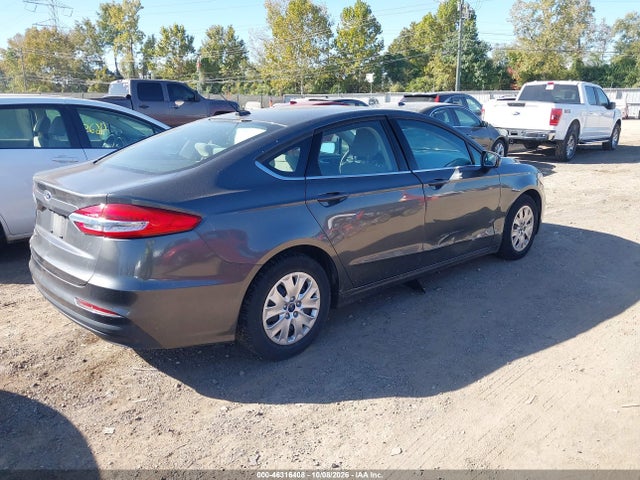 46316408 :رقم المزاد ، 3FA6P0G73KR282359 vin ، 2019 Ford Fusion S مزاد بيع
