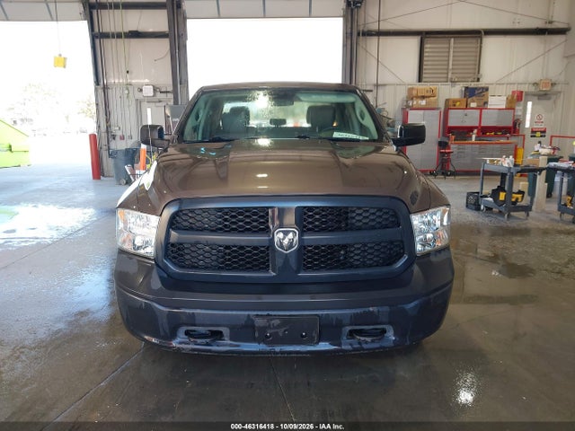 2021 Ram 1500 Classic Tradesman  4x4 5'7 Box მანქანა იყიდება აუქციონზე, vin: 1C6RR7KG0MS559386, აუქციონის ნომერი: 46316418