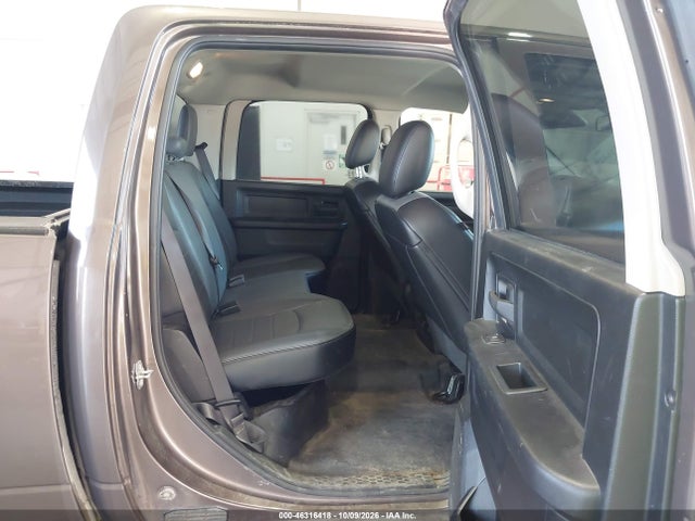 2021 Ram 1500 Classic Tradesman  4x4 5'7 Box მანქანა იყიდება აუქციონზე, vin: 1C6RR7KG0MS559386, აუქციონის ნომერი: 46316418