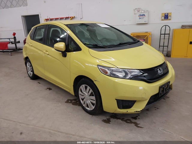 46316575 :رقم المزاد ، 3HGGK5H55FM775391 vin ، 2015 Honda Fit Lx مزاد بيع