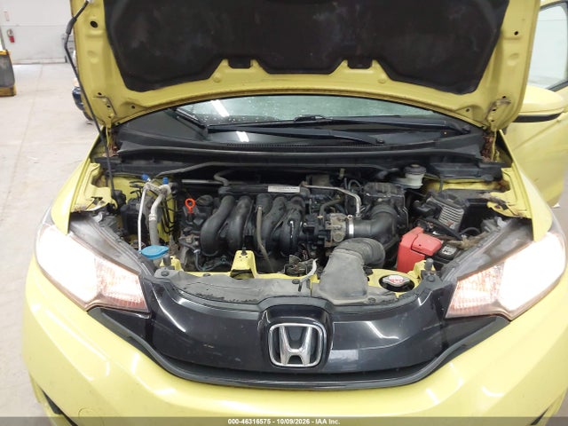 46316575 :رقم المزاد ، 3HGGK5H55FM775391 vin ، 2015 Honda Fit Lx مزاد بيع