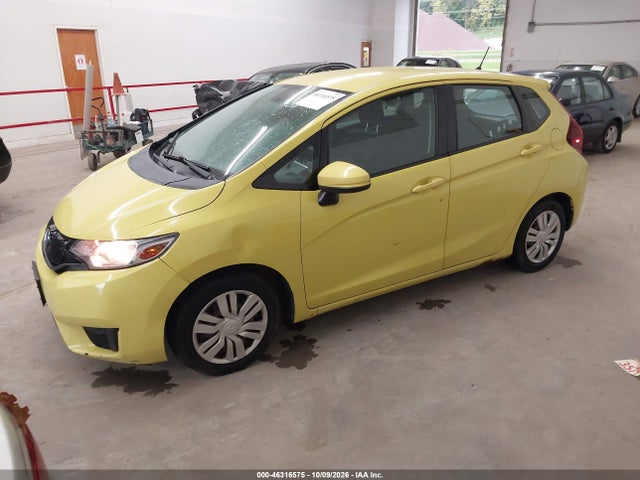 46316575 :رقم المزاد ، 3HGGK5H55FM775391 vin ، 2015 Honda Fit Lx مزاد بيع