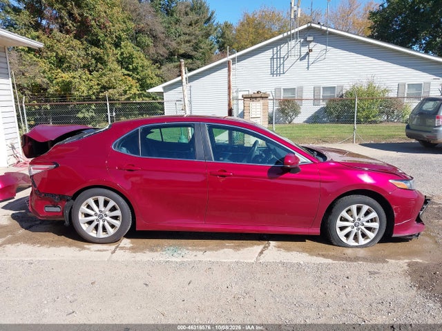 Aukcja sprzedaży 2018 Toyota Camry Le, vin: 4T1B11HK5JU620317, numer aukcji: 46316576