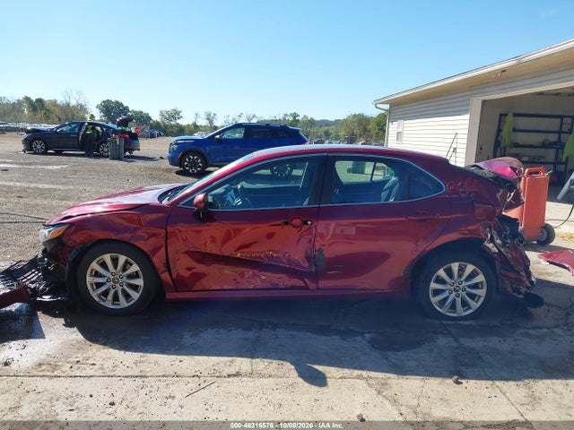 Aukcja sprzedaży 2018 Toyota Camry Le, vin: 4T1B11HK5JU620317, numer aukcji: 46316576