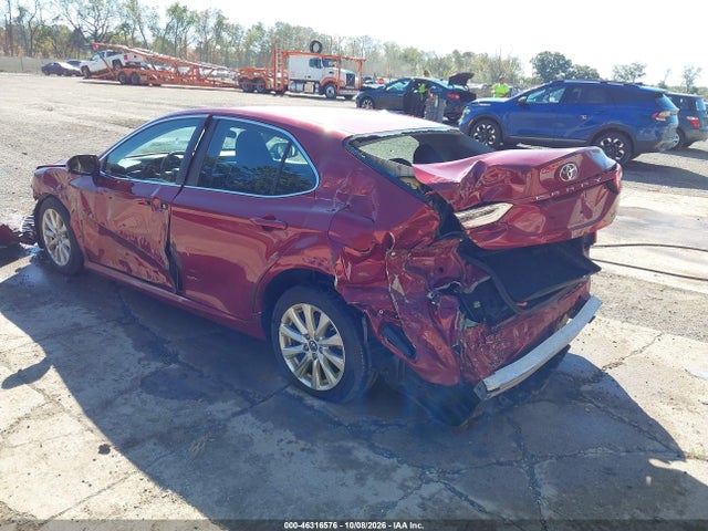 Aukcja sprzedaży 2018 Toyota Camry Le, vin: 4T1B11HK5JU620317, numer aukcji: 46316576