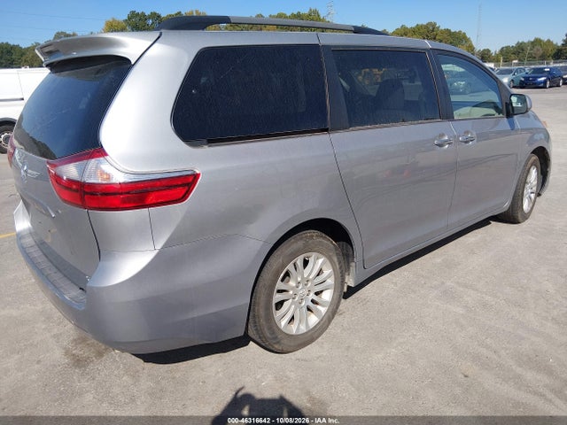 46316642 :رقم المزاد ، 5TDYZ3DC3HS857873 vin ، 2017 Toyota Sienna Xle 8 Passenger مزاد بيع