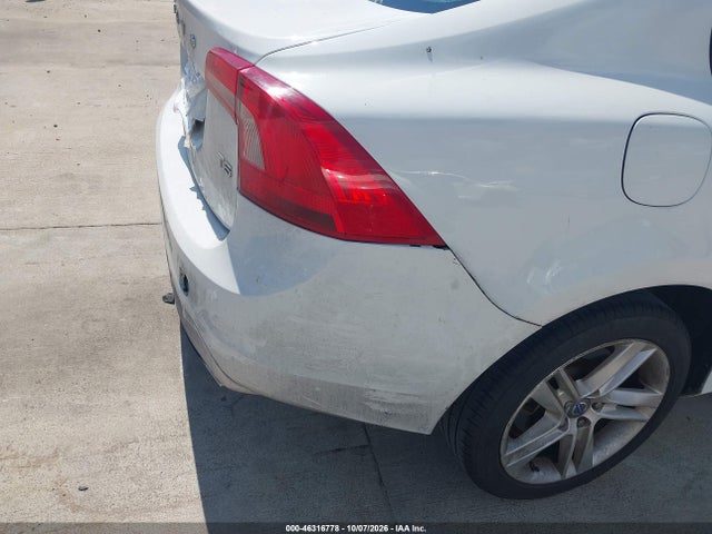 Продаж на аукціоні авто 2015 Volvo S60 T5 Premier, vin: YV126MFB7F1308156, номер лоту: 46316778