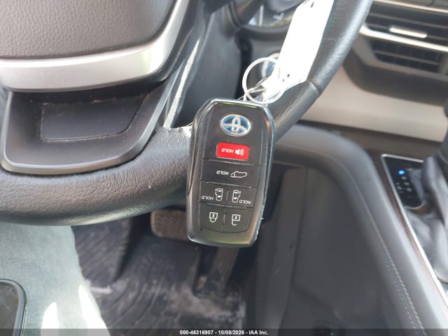 Продаж на аукціоні авто 2021 Toyota Sienna Xle, vin: 5TDYSKFC7MS007038, номер лоту: 46316907
