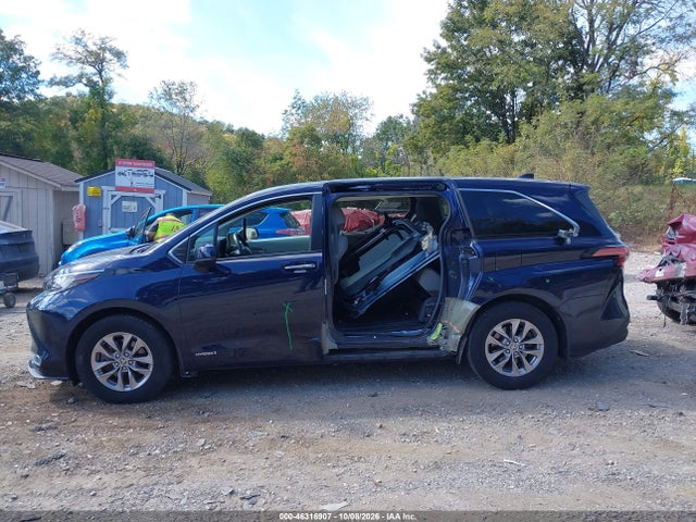 Продаж на аукціоні авто 2021 Toyota Sienna Xle, vin: 5TDYSKFC7MS007038, номер лоту: 46316907