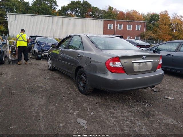 46316968 :رقم المزاد ، 4T1BE32K92U523891 vin ، 2002 Toyota Camry Le مزاد بيع