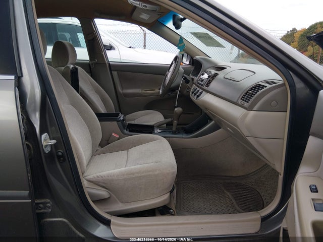 46316968 :رقم المزاد ، 4T1BE32K92U523891 vin ، 2002 Toyota Camry Le مزاد بيع