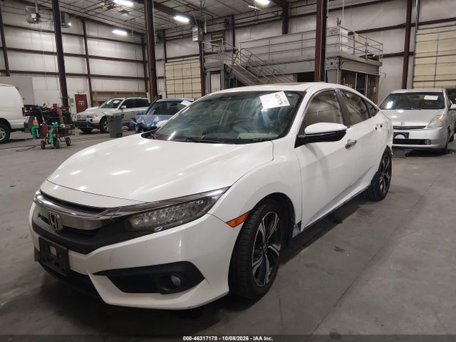 Honda Civic Touring 2018 JHMFC1F9XJX019725 Image 2