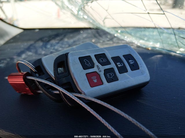 Aukcja sprzedaży 2012 Toyota Sienna Xle V6 8 Passenger, vin: 5TDYK3DC2CS206084, numer aukcji: 46317271