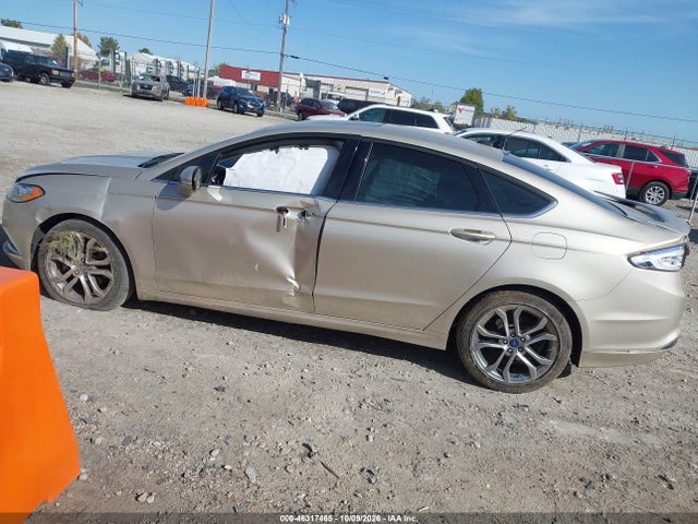 3FA6P0HD7HR176297 Ford FUSION SE