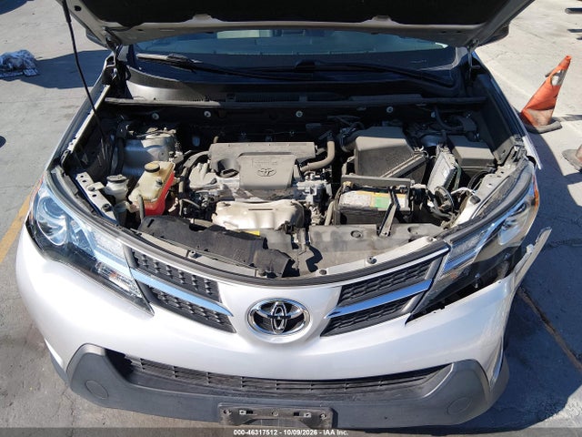 46317512 :رقم المزاد ، 2T3ZFREV7FW198305 vin ، 2015 Toyota Rav4 Le مزاد بيع