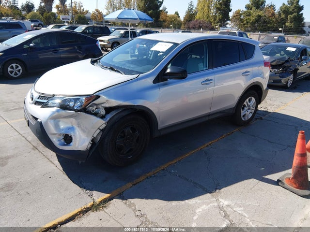 46317512 :رقم المزاد ، 2T3ZFREV7FW198305 vin ، 2015 Toyota Rav4 Le مزاد بيع