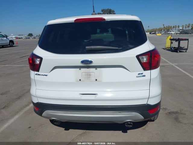 Ford ESCAPE SE 2019 1FMCU9GD4KUB63496 Image 16