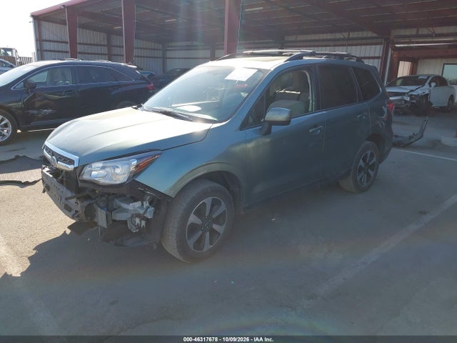 Subaru Forester 2.5i Premium 2018 JF2SJAEC2JH555633 Image 2