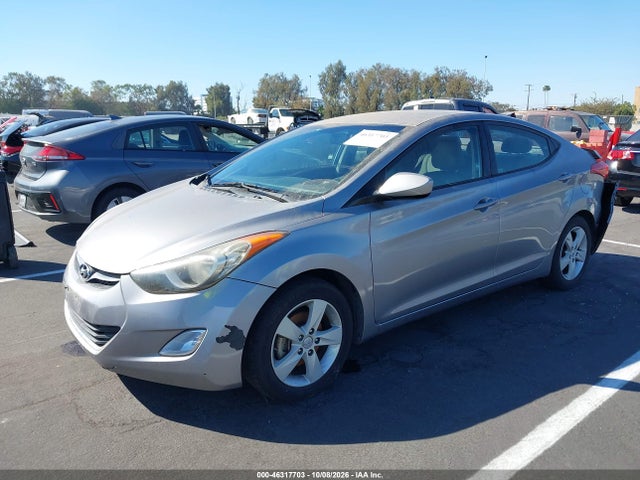 Продаж на аукціоні авто 2013 Hyundai Elantra Gls, vin: KMHDH4AE4DU570931, номер лоту: 46317703