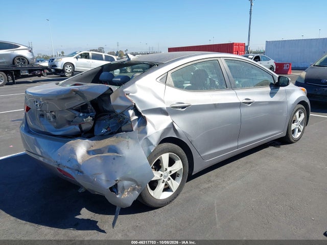 Продаж на аукціоні авто 2013 Hyundai Elantra Gls, vin: KMHDH4AE4DU570931, номер лоту: 46317703