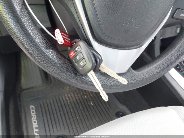 Toyota COROLLA LE 2016 5YFBURHE3GP447701 Image 11