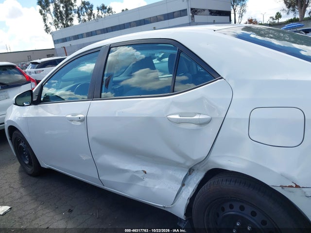 Toyota COROLLA LE 2016 5YFBURHE3GP447701 Image 14