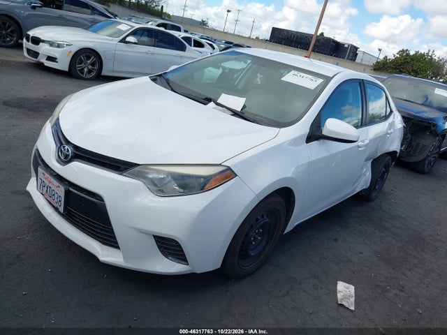 Toyota COROLLA LE 2016 5YFBURHE3GP447701 Image 2