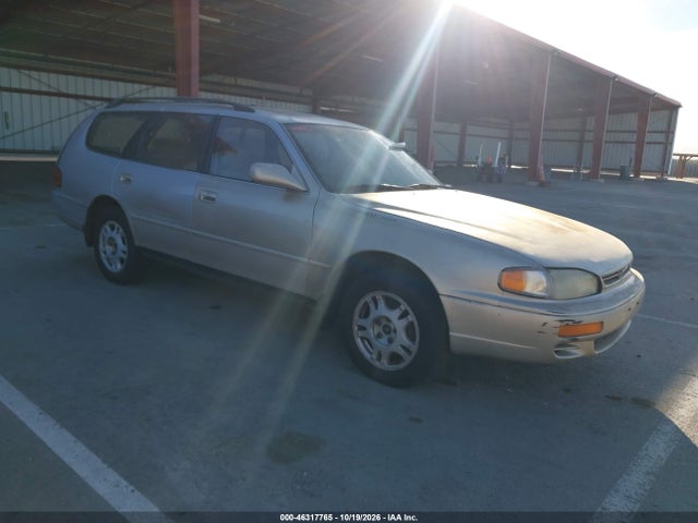 46317765 :رقم المزاد ، 4T1GK12W4SU071922 vin ، 1995 Toyota Camry Le مزاد بيع