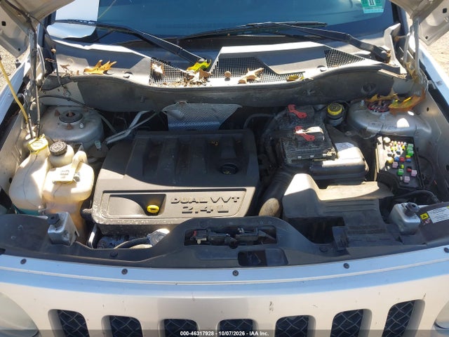 2013 Jeep Patriot Latitude მანქანა იყიდება აუქციონზე, vin: 1C4NJRFB2DD177325, აუქციონის ნომერი: 46317928