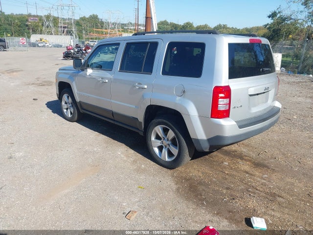 2013 Jeep Patriot Latitude მანქანა იყიდება აუქციონზე, vin: 1C4NJRFB2DD177325, აუქციონის ნომერი: 46317928