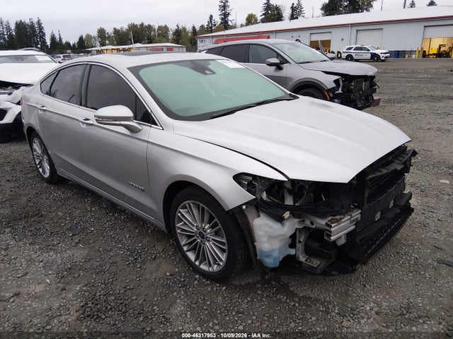 46317953 :رقم المزاد ، 3FA6P0LU3ER270440 vin ، 2014 Ford Fusion Hybrid Se مزاد بيع