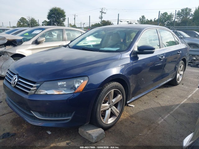 2013 Volkswagen Passat 2.5l Se მანქანა იყიდება აუქციონზე, vin: 1VWBH7A38DC000283, აუქციონის ნომერი: 46317989