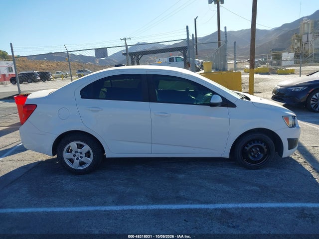1G1JA5SG7F4147502 Chevrolet Sonic Ls Auto