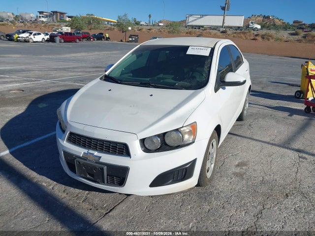 1G1JA5SG7F4147502 Chevrolet Sonic Ls Auto