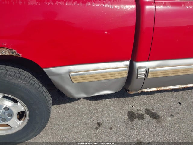 46318042 :رقم المزاد ، 2GCEC19T211105662 vin ، 2001 Chevrolet Silverado 1500 Ls مزاد بيع