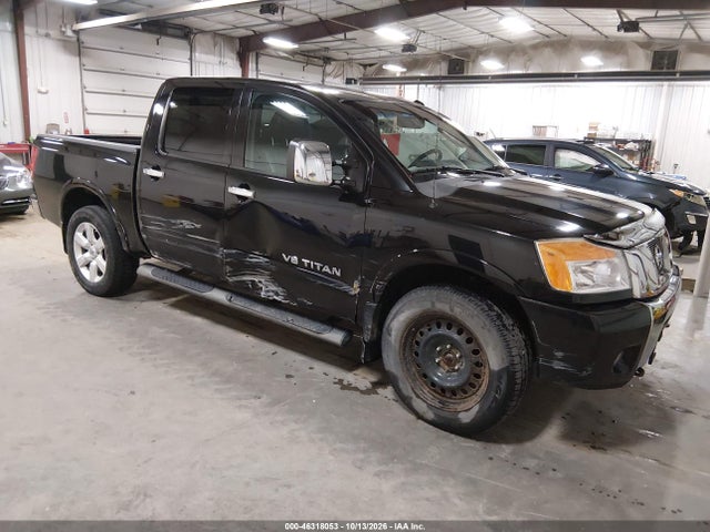 46318053 :رقم المزاد ، 1N6AA0EC9AN325509 vin ، 2010 Nissan Titan Le مزاد بيع