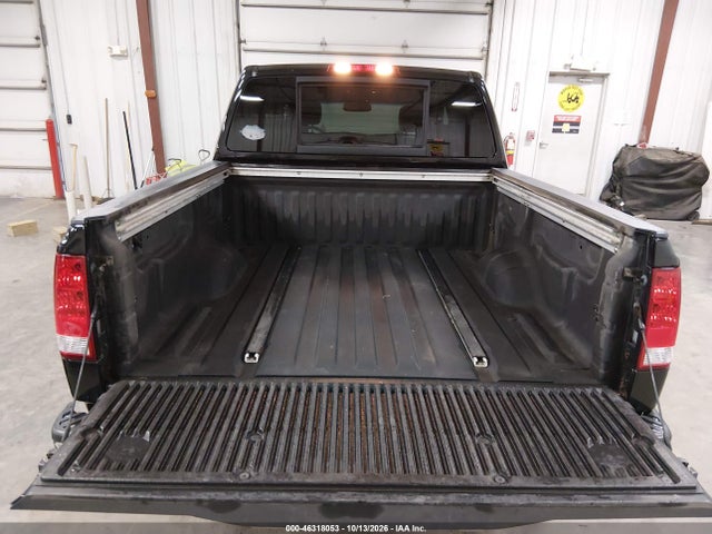 46318053 :رقم المزاد ، 1N6AA0EC9AN325509 vin ، 2010 Nissan Titan Le مزاد بيع
