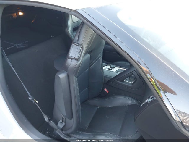 46318139 :رقم المزاد ، 1G1YB2D74K5107129 vin ، 2019 Chevrolet Corvette Stingray مزاد بيع