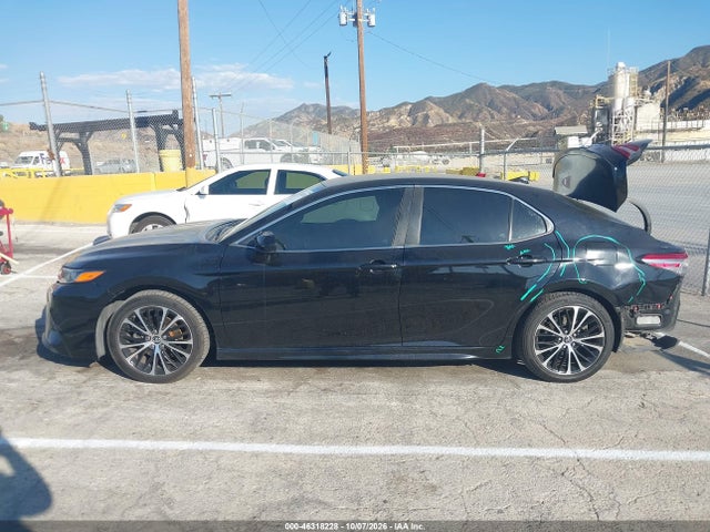 46318228 :رقم المزاد ، 4T1B11HK3KU203988 vin ، 2019 Toyota Camry Se مزاد بيع