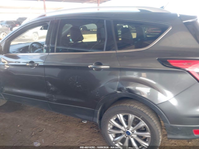 2018 Ford Escape Titanium მანქანა იყიდება აუქციონზე, vin: 1FMCU0J93JUC88066, აუქციონის ნომერი: 46318292