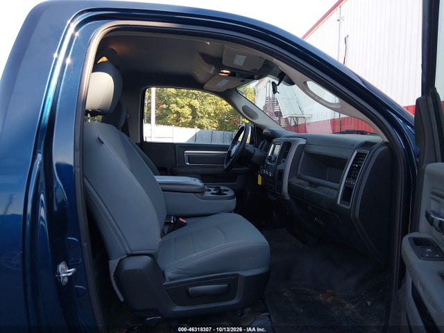 2019 Ram 1500 Classic Tradesman  4x2 8' Box მანქანა იყიდება აუქციონზე, vin: 3C6JR6DG1KG569384, აუქციონის ნომერი: 46318307