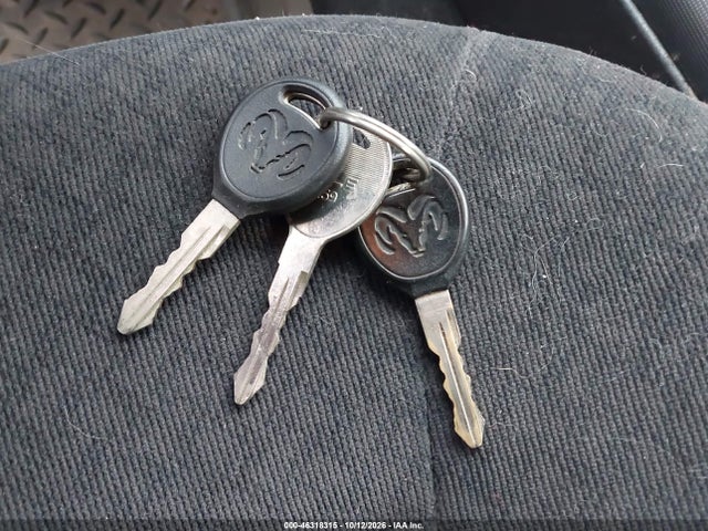 2001 Dodge Intrepid Se მანქანა იყიდება აუქციონზე, vin: 2B3HD46R81H711772, აუქციონის ნომერი: 46318315