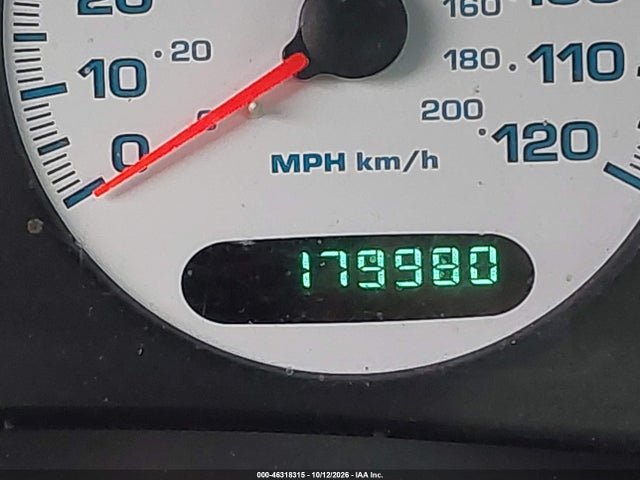 2001 Dodge Intrepid Se მანქანა იყიდება აუქციონზე, vin: 2B3HD46R81H711772, აუქციონის ნომერი: 46318315