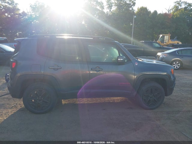 Продажа на аукционе авто 2018 Jeep Renegade Trailhawk 4x4, vin: ZACCJBCB1JPH58704, номер лота: 46318318